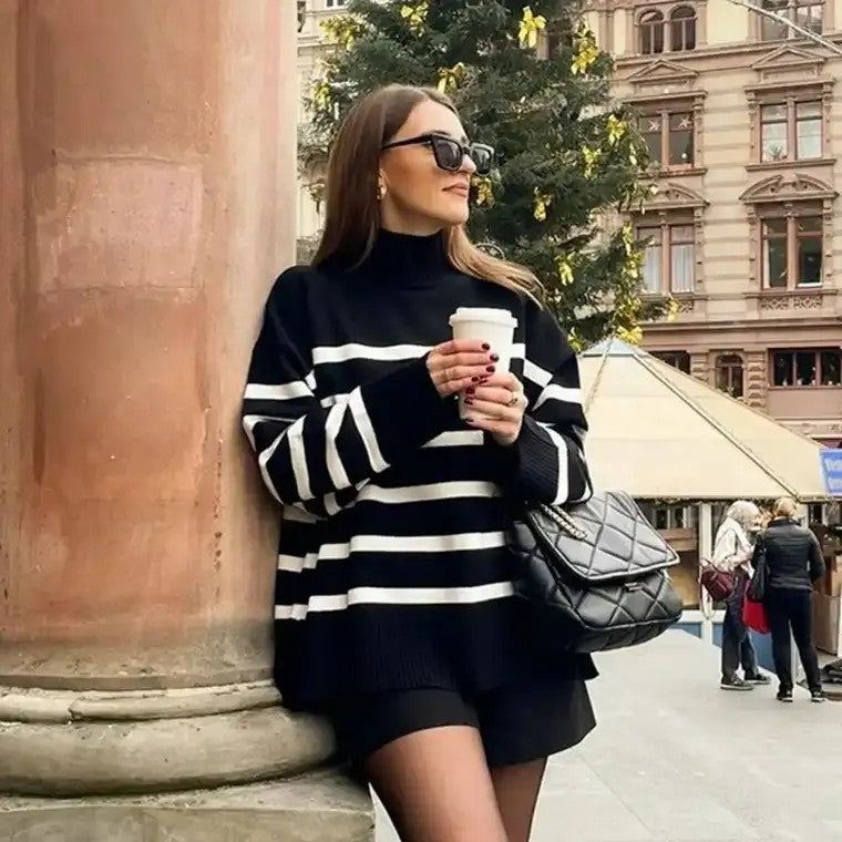 Damski Sweter z Wysokim Golfem w Poziome Paski z Długimi Rękawami