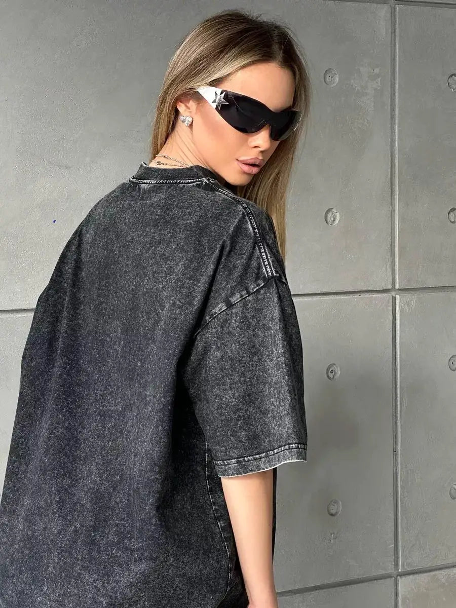 Damski Top T-shirt z Okrągłym Dekoltem Krótkim Rękawem i Efektem Sprania